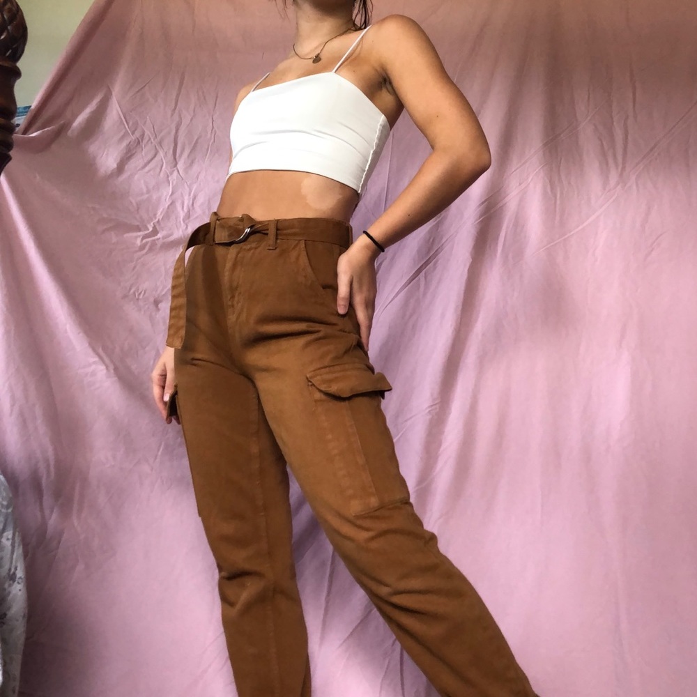 SOLD -TAN/BROWN CARGO PANTS